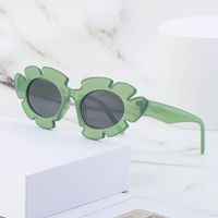 Casual Funny Solid Color Pc Special-shaped Mirror Full Frame Women's Sunglasses main image 5
