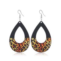 1 Pair Retro Leopard Wood Women's Drop Earrings main image 5