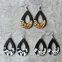 1 Pair Retro Leopard Wood Women's Drop Earrings main image 1