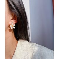 1 Paire Sucré Fleur Le Cuivre Placage Boucles D'oreilles main image 4