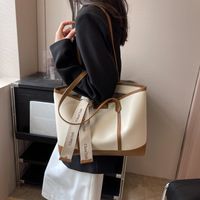 Women's All Seasons Pu Leather Classic Style Tote Bag main image 3