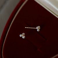 1 Paar Einfacher Stil Blume Sterling Silber Überzug Inlay Künstliche Perlen 14 Karat Vergoldet Ohrstecker main image 5