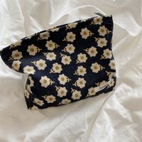 Women's All Seasons Canvas Corduroy Flower Vintage Style Square Zipper Cosmetic Bag sku image 28