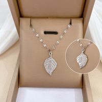 Wholesale Elegant Leaf Titanium Steel Pendant Necklace main image 2