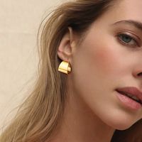 1 Pair Simple Style Solid Color Polishing Plating 201 Stainless Steel 18K Gold Plated Earrings main image 6
