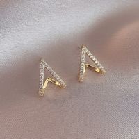 1 Pair Shiny Triangle Inlay Alloy Zircon Ear Studs main image 1