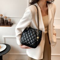 Women's All Seasons Pu Leather Solid Color Classic Style Square Zipper Shoulder Bag main image 7