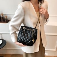 Women's All Seasons Pu Leather Solid Color Classic Style Square Zipper Shoulder Bag main image 3