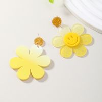 Wholesale Jewelry 1 Pair Cute Novelty Shiny Smiley Face Flower Arylic Earrings main image 3
