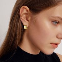 1 Pair Simple Style Streetwear Solid Color Plating 304 Stainless Steel 18K Gold Plated Hoop Earrings main image 10