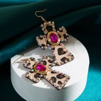 1 Pair Elegant Cross Leopard Plating Inlay Pu Leather Alloy Rhinestones Gold Plated Ear Hook main image 3