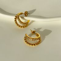 1 Paire Sucré Forme C Placage Incruster Acier Au Titane Zircon Plaqué Or 18k Des Boucles D'oreilles main image 6