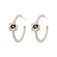 Wholesale Jewelry 1 Pair Modern Style Flower Artificial Pearl Alloy Ear Studs sku image 1