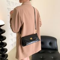 Women's All Seasons Pu Leather Solid Color Classic Style Square Zipper Magnetic Buckle Underarm Bag main image 6