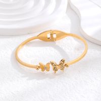 Retro Round Snake Butterfly 304 Stainless Steel 18K Gold Plated Rhinestones Bangle In Bulk sku image 3