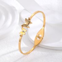 Retro Round Snake Butterfly 304 Stainless Steel 18K Gold Plated Rhinestones Bangle In Bulk main image 7