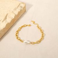 De Gros Style Simple Géométrique Acier Au Titane Plaqué Or 18k Perles Artificielles Bracelets main image 1