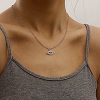 Simple Style Devil's Eye Alloy Plating Inlay Zircon Women's Pendant Necklace main image 1