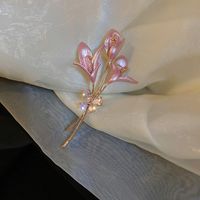 Fashion Oval Flower Butterfly Copper Inlay Rhinestones Pearl Women's Brooches sku image 50