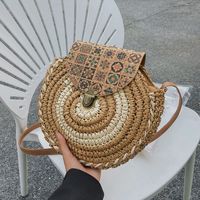 Women's Medium Summer Straw Vintage Style Straw Bag main image 2