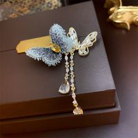 Fashion Oval Flower Butterfly Copper Inlay Rhinestones Pearl Women's Brooches sku image 112