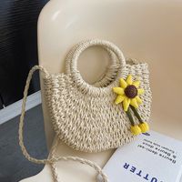 Women's Medium Straw Flower Classic Style Round String Crossbody Bag main image 4