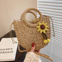 Women's Medium Straw Flower Classic Style Round String Crossbody Bag main image 6