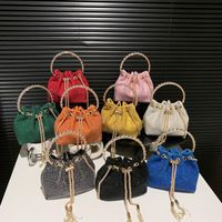 Women's Mini All Seasons Pu Leather Solid Color Streetwear Cylindrical String Handbag main image 6