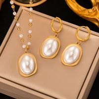 304 Stainless Steel 18K Gold Plated Baroque Style Plating Inlay Oval Plastic Earrings Necklace main image 1