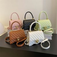 Women's Pu Leather Solid Color Elegant Square Flip Cover Shoulder Bag Handbag Crossbody Bag main image 6