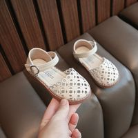Girl's Basic Solid Color Round Toe Casual Sandals main image 5