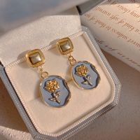 Wholesale Jewelry 1 Pair Vintage Style Rose Alloy Gold Plated Drop Earrings sku image 1