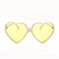 New Korean Fashion Wild Sunglasses Cute Sunglasses Peach Heart Love Glasses Tide Wholesale Nihaojewelry sku image 9