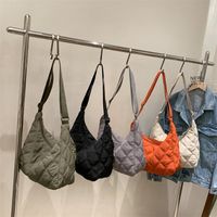 Women's Nylon Cotton Solid Color Basic Dumpling Shape Zipper Crossbody Bag main image 7