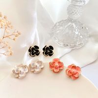 Wholesale Jewelry 1 Pair Elegant Flower Alloy Ear Studs main image 1