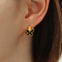 1 Pair Sweet Maple Leaf Heart Shape Butterfly Plating Inlay 201 Stainless Steel Shell 18K Gold Plated Hoop Earrings main image 5