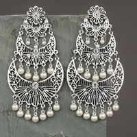 Wholesale Jewelry 1 Pair Ethnic Style Pearl Flower Alloy Chandelier Earrings main image 1