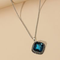 Vintage Style Rhombus Alloy Inlay Glass Women's Pendant Necklace main image 4