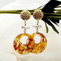 1 Pair Retro Round Pearl Plating Hollow Out 304 Stainless Steel Arylic Acrylic Pearl 14K Gold Plated Drop Earrings main image 3