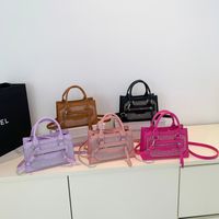 Women's Pu Leather Solid Color Streetwear Square Zipper Shoulder Bag Handbag Crossbody Bag main image 1