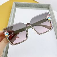 Elegant Basic Resin Special-shaped Mirror Diamond Frameless Women's Sunglasses main image 5