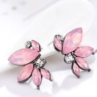 1 Paire Mode Papillon Alliage Placage Cristal Artificiel Femmes Boucles D'oreilles main image 1