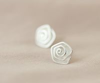 Simple Style Flower Plating Copper Ear Studs main image 2