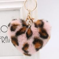 1 Piece Retro Heart Shape Leopard Alloy Plush Women's Bag Pendant Keychain main image 5