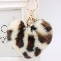 1 Piece Retro Heart Shape Leopard Alloy Plush Women's Bag Pendant Keychain sku image 2