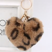 1 Piece Retro Heart Shape Leopard Alloy Plush Women's Bag Pendant Keychain sku image 3