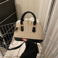 Women's All Seasons Straw Solid Color Classic Style Shell Zipper Shoulder Bag main image 3