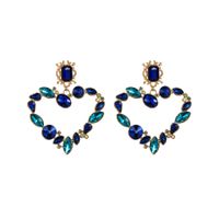 Baroque Style Heart Shape Alloy Plating Inlay Rhinestones Glass Gold Plated Women's Drop Earrings main image 5