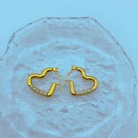 1 Pair Retro Heart Shape Stainless Steel Plating Inlay Artificial Pearls Hoop Earrings main image 3