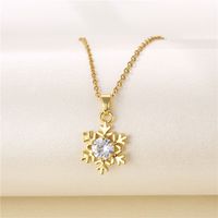 Fashion Round Heart Shape Snowflake Stainless Steel Titanium Steel Plating Inlay Zircon 18k Gold Plated Gold Plated Pendant Necklace main image 9